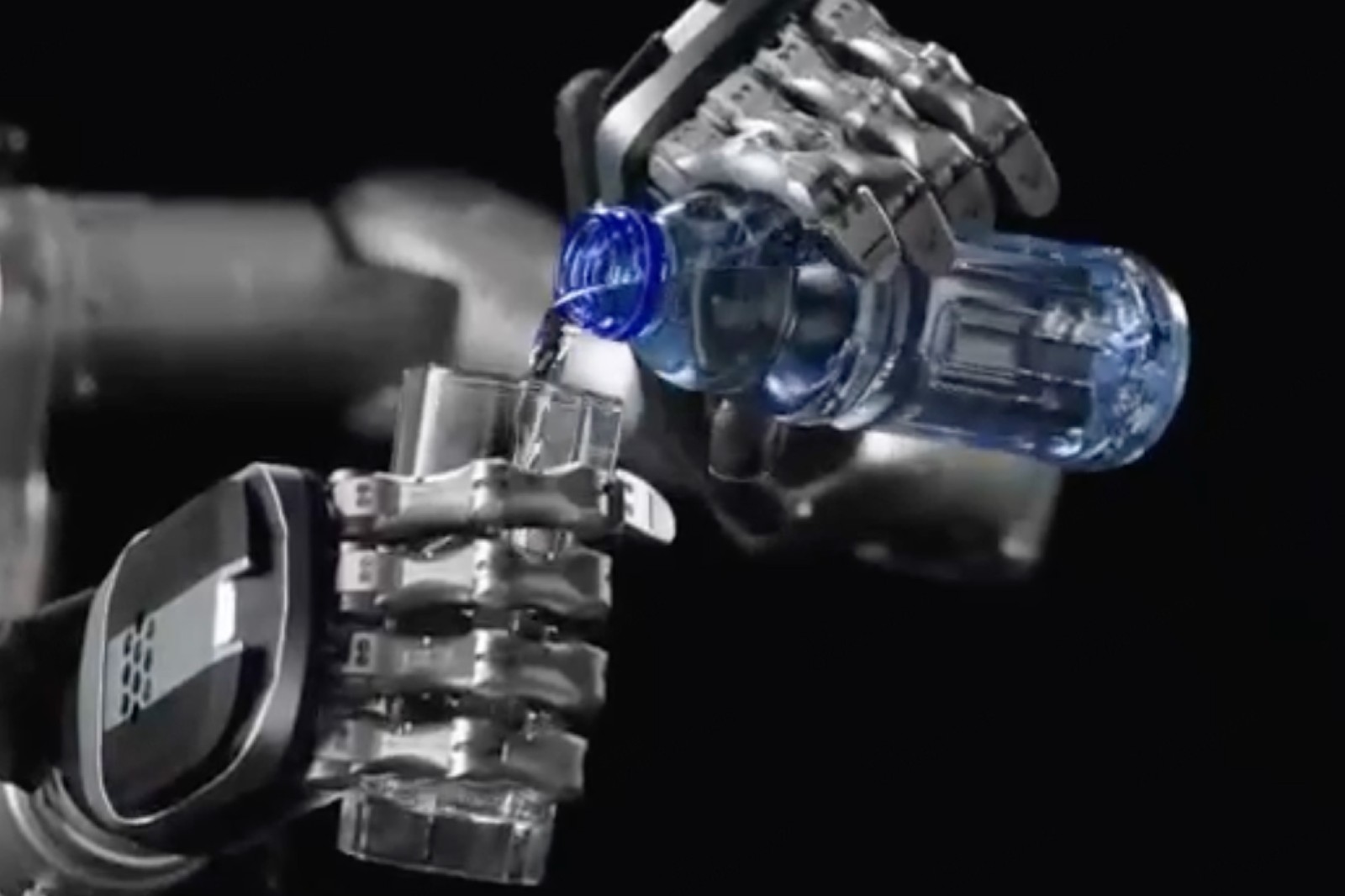 系列解读 | 365英国上市灵巧手家族亮相：高自由度的创新突破